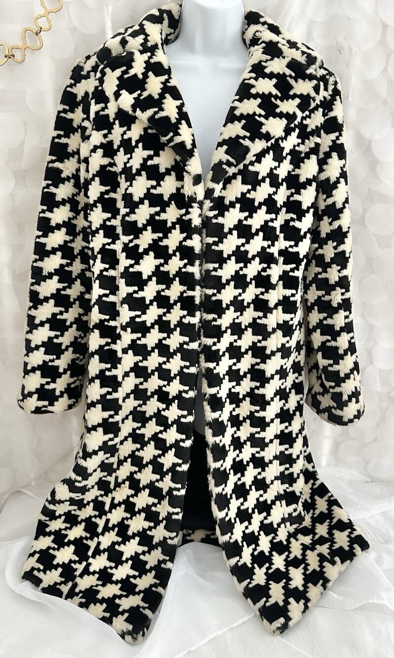 VTG EXPRESS Black Cream Houndstooth Faux Fur Long Coat Womens Size 6